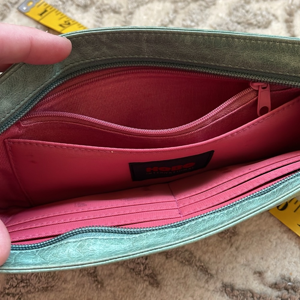 Hobo International sage green leather wristlet - Picture 8 of 9